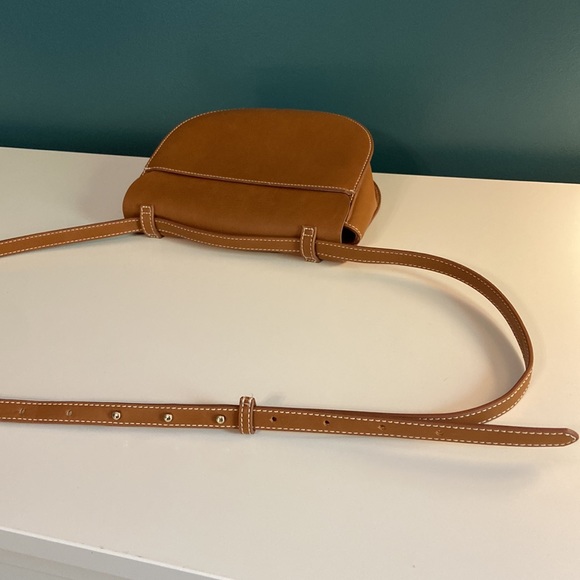 Brown Adjustable GAP Purse - Picture 12 of 16